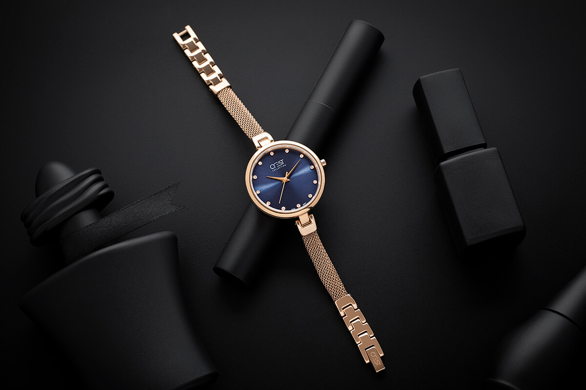 Crest Watch